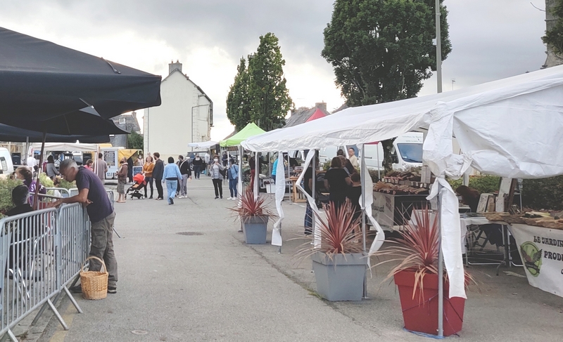 Marché hebdomadaire